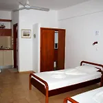 Studios Marfo Batsi